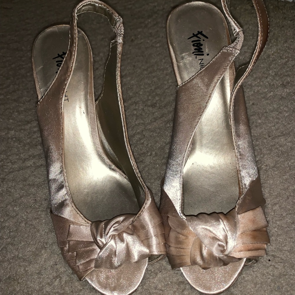 Size 7.5 Gold Women’s Shoes